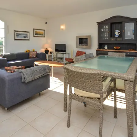 3 Bedroom Lovely In *