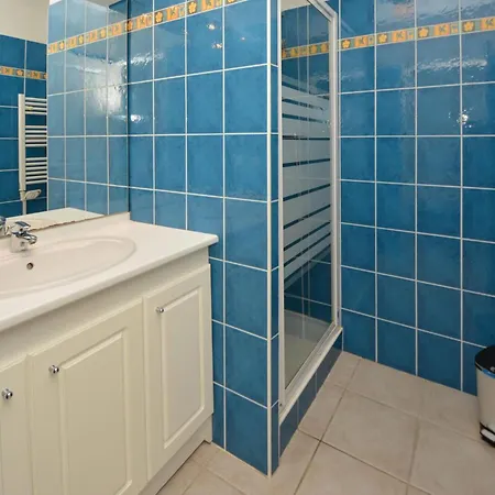 3 Bedroom Gorgeous In Hébergement de vacances Aigues-Mortes