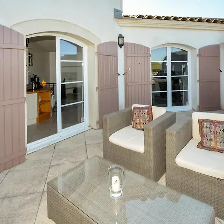 Hébergement de vacances 3 Bedroom Gorgeous In
